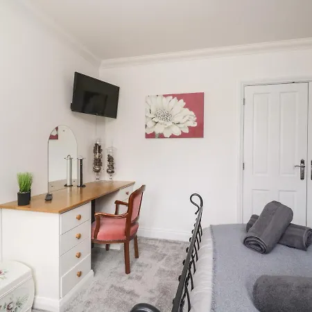 Mill End * פנרית'